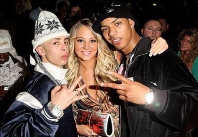 44e6b86aeefa3eca5832a98043a7b6fa/1258561922_ndubz-mobos20071.jpg